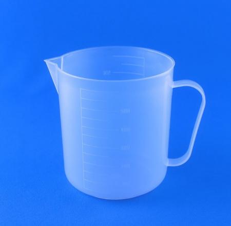 Мензурка (Стакан) с ручкой, 500 мл, полипропилен - В наличии