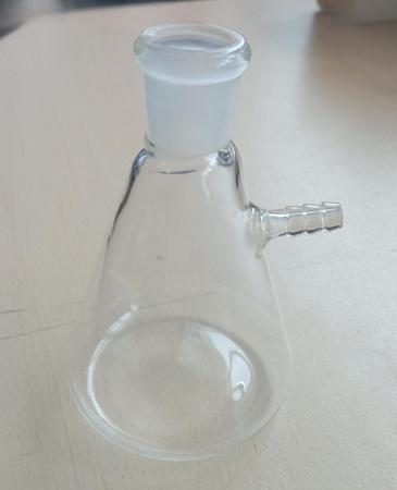 Уценка: Колба Бунзена, 250 мл, шлиф 19/26, микросколы края шлифа - В наличии