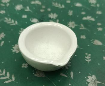 Уценка Ступка с пестиком, диаметр 60 мм, фарфор Уценка Ступка с пестиком, диаметр 60 мм, фарфор