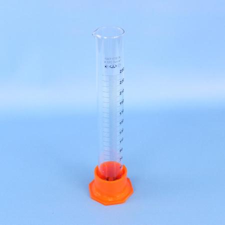 Цилиндр мерный, 3-250-2, 250 мл, с пластиковым основанием, с носиком Цилиндр мерный, 3-250-2, 250 мл, с пластиковым основанием, с носиком