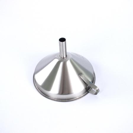 Воронка с фильтром из нержавейки диаметр 150 мм