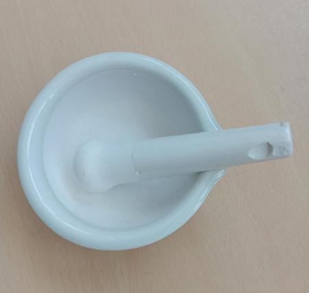 Уценка: Ступка с пестиком, диаметр 100 мм, фарфор, скол песта