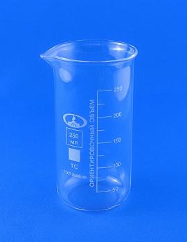 Стакан лабораторный высокий В-1-250, 250 мл, градуированный Стакан лабораторный высокий В-1-250, 250 мл, градуированный