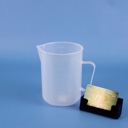 Мензурка (Стакан) с ручкой, 1000 мл, полипропилен